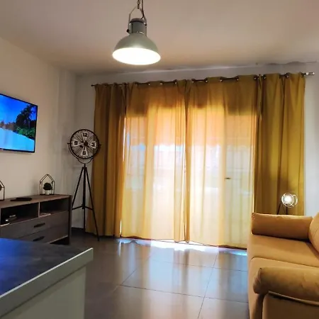 Loft אדחה